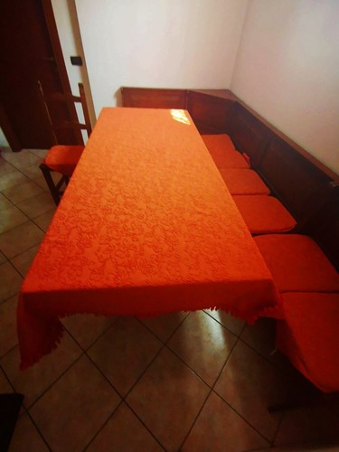 Tavolo cassapanca 4 - 4, sedie